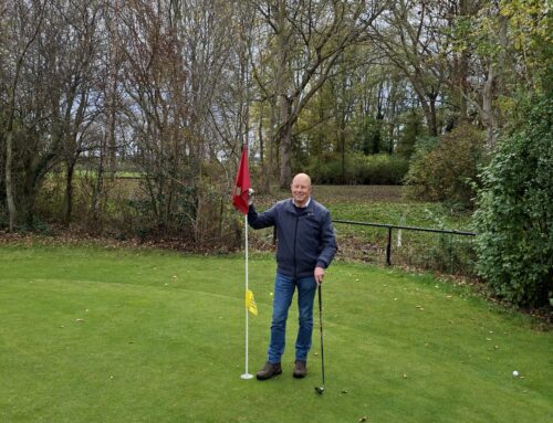 Hole-in-one voor Piet Steenks!